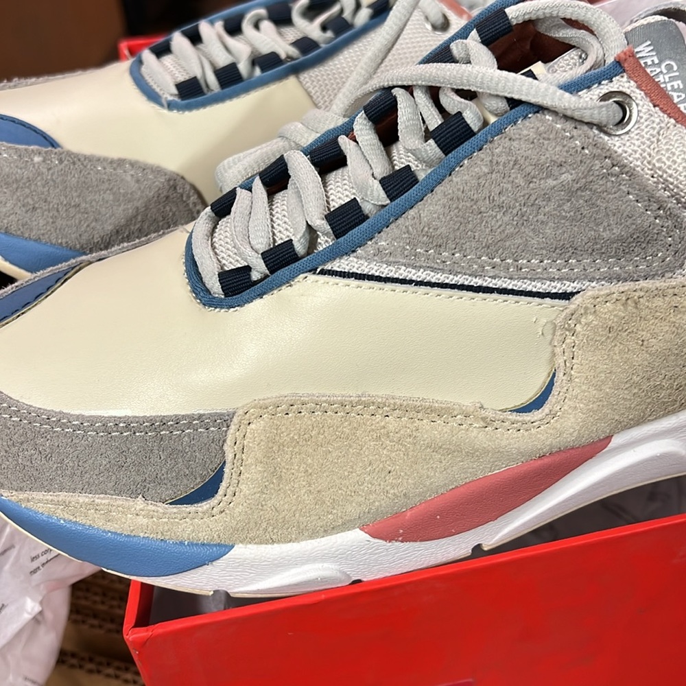 NIB Clearweather Aries Earth Grey Shoes - Picture 6 of 9